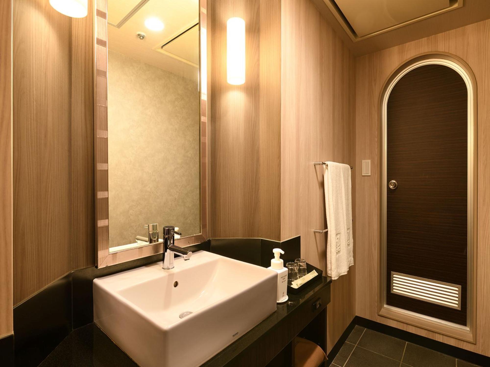 Superior Triple Room Non-Smoking 306sqm